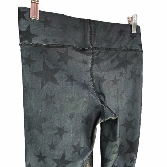 TEREZ NWT Hi-Shine Leggings Metal Gray/Black Star Print Size XS Made in NYC - Picture 5 of 8